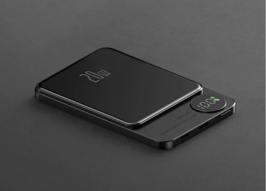 Wireless magnetic power bank