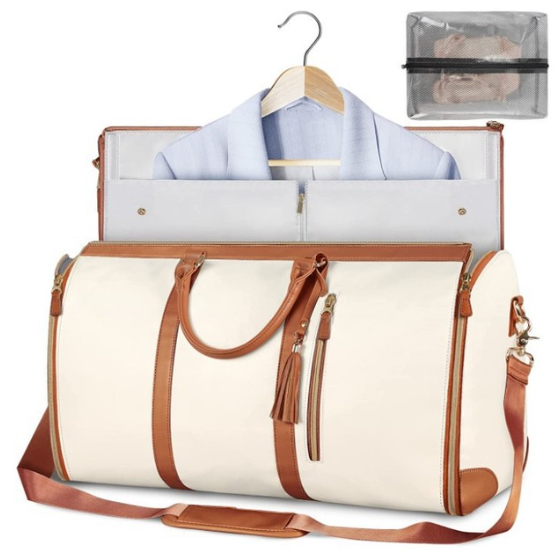 Carry on woman's duffel bag